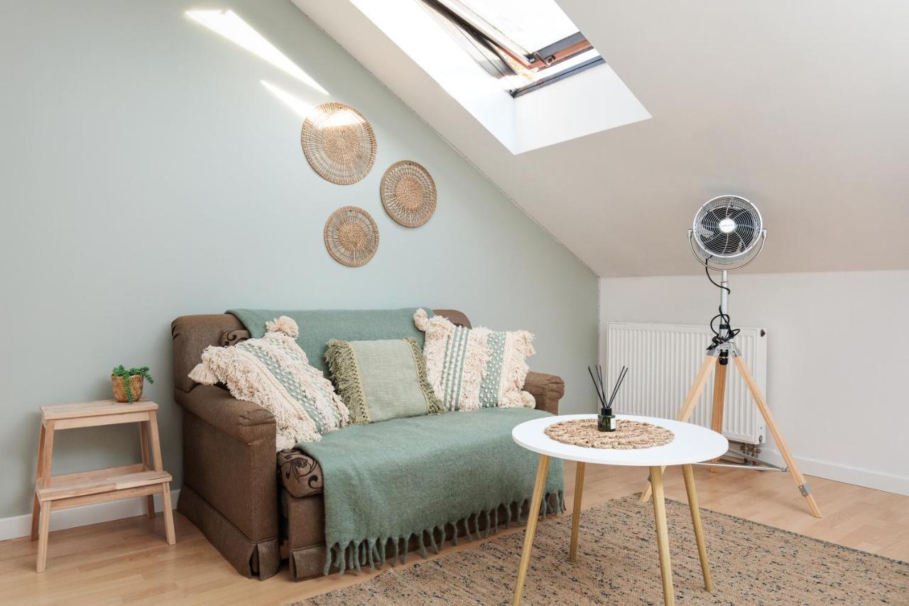 Pastel Grove Suite - By Upstairs Krakau Exterior foto